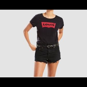 Black Levi’s fitted T-shirt size XS